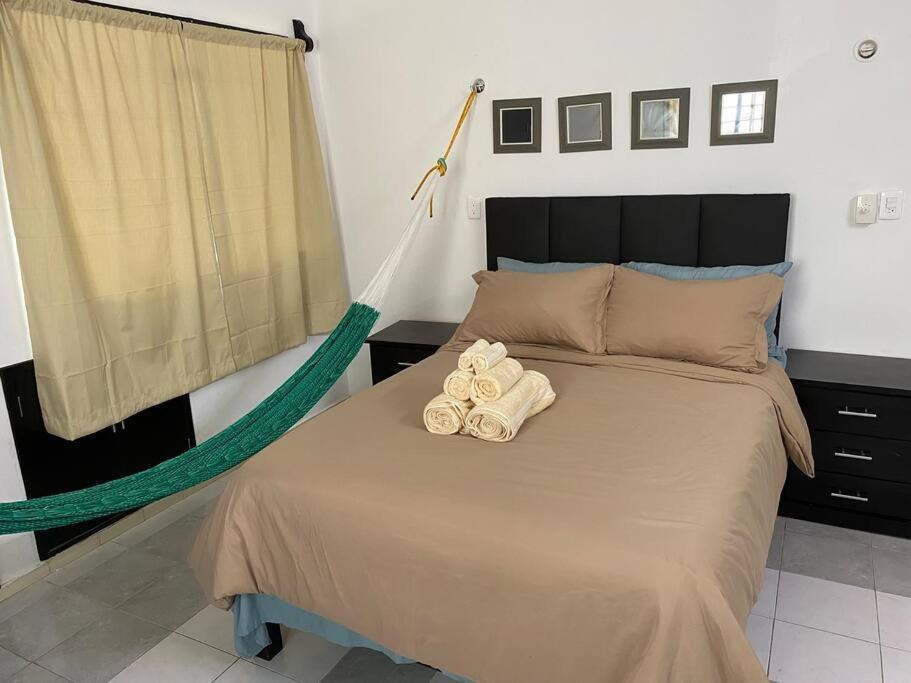 Casa Leonor. 2 Cuartos, 2 Banos, Cocina, Cochera. Valladolid  Esterno foto